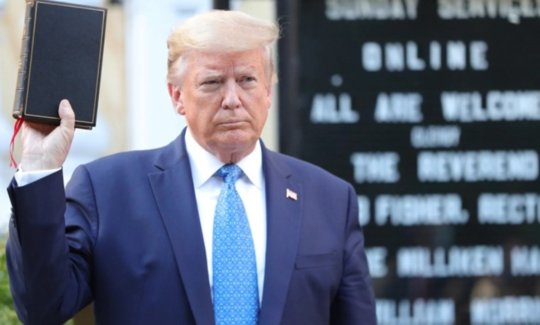 السياسة والدين: استغلال «الجنة والنار» للمكاسب السياسية