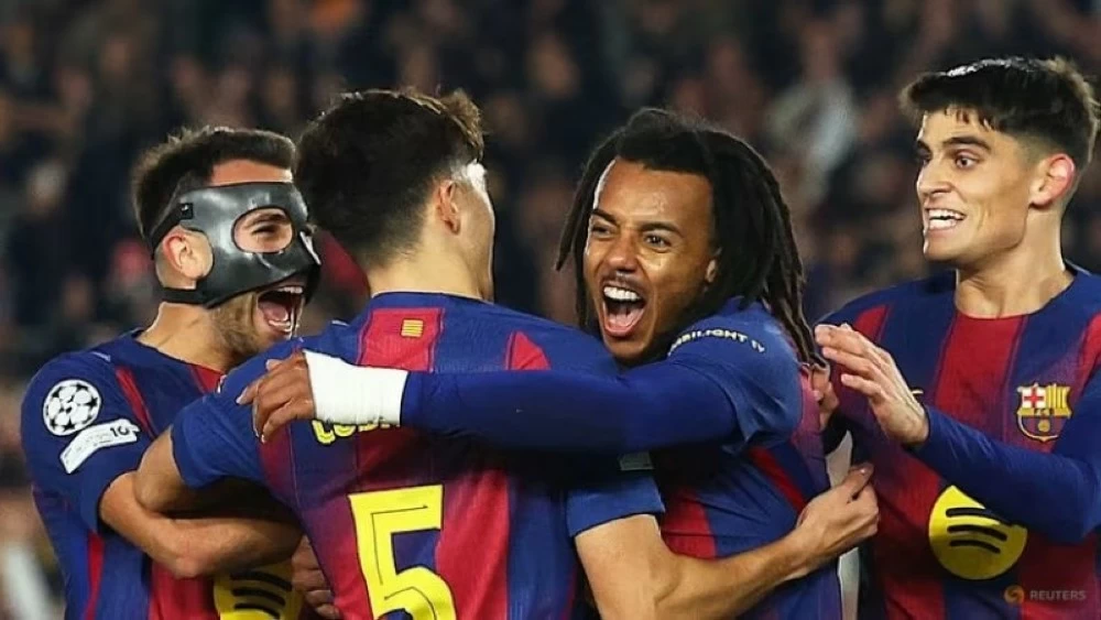 برشلونة يهزم فرانكفورت في دوري الأبطال: ثأر الكامب نو