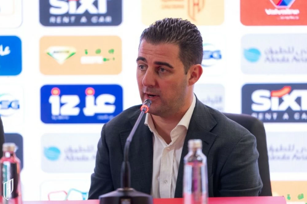 كيف تم اختيار مدرب القادسية؟ معايير دقيقة ومقابلات شخصية