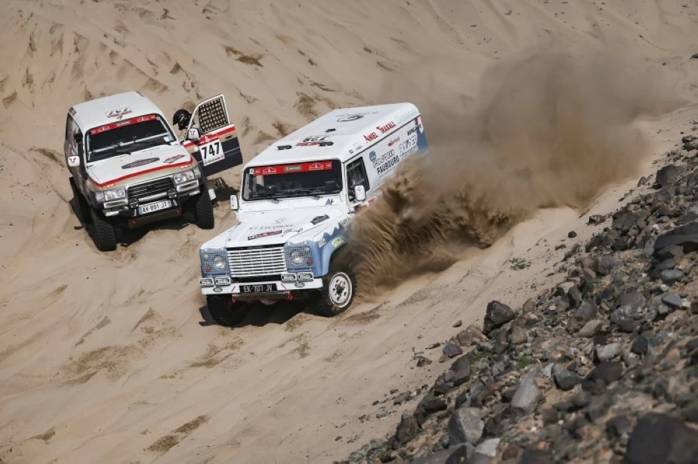 ياسر بن سعيدان يتصدر فئة التشالنجر في رالي داكار السعودية