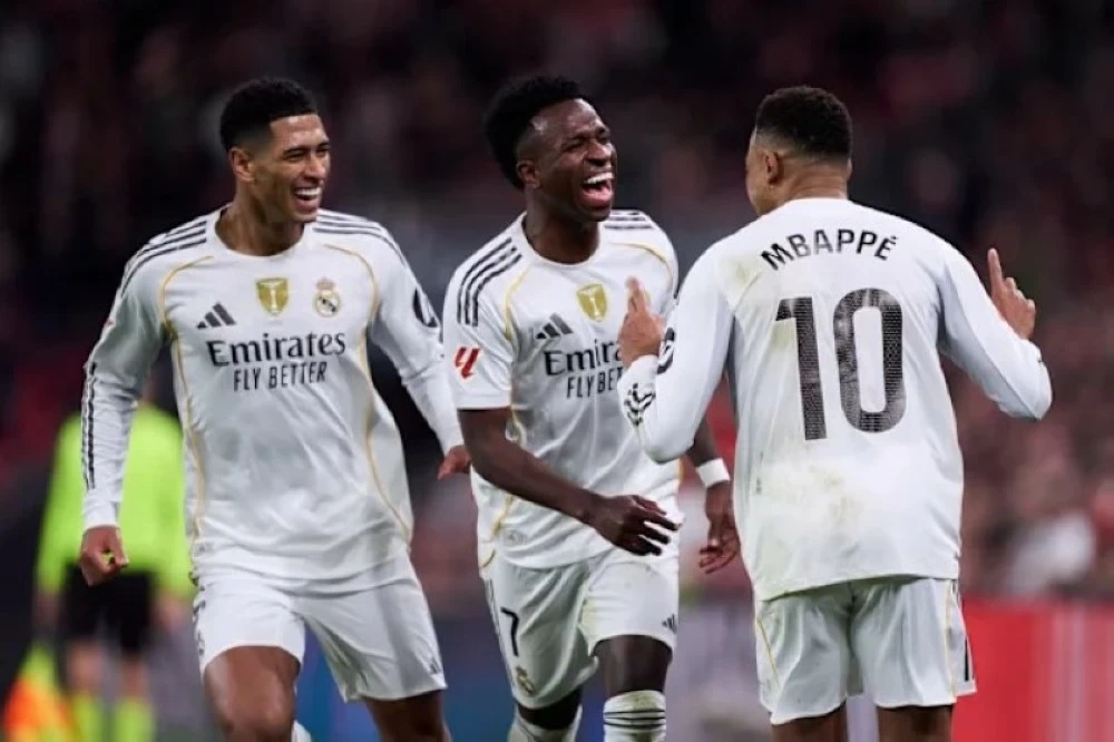 ريال مدريد يواجه فياريال في صراع صدارة الدوري الإسباني