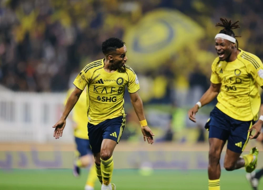 الهلال يتفق مع عبدالرحمن غريب نجم النصر في صفقة تاريخية