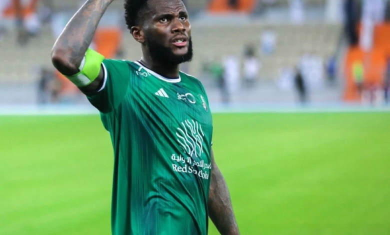 الأهلي ينتظر رد كيسيه على عرض تجديد عقده