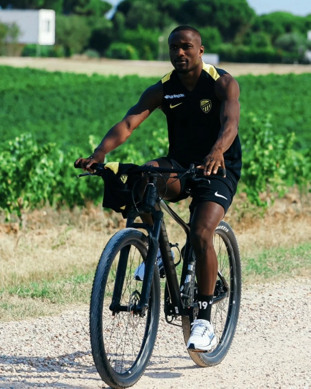 ديابي يغادر الاتحاد إلى إنتر ميلان: تفاصيل الصفقة وتأثيرها