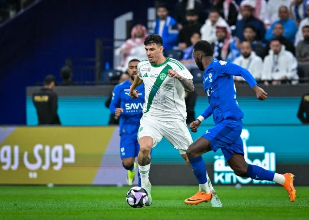 كلاسيكو الهلال والأهلي: تعادل سلبي والنصر يضيق الخناق