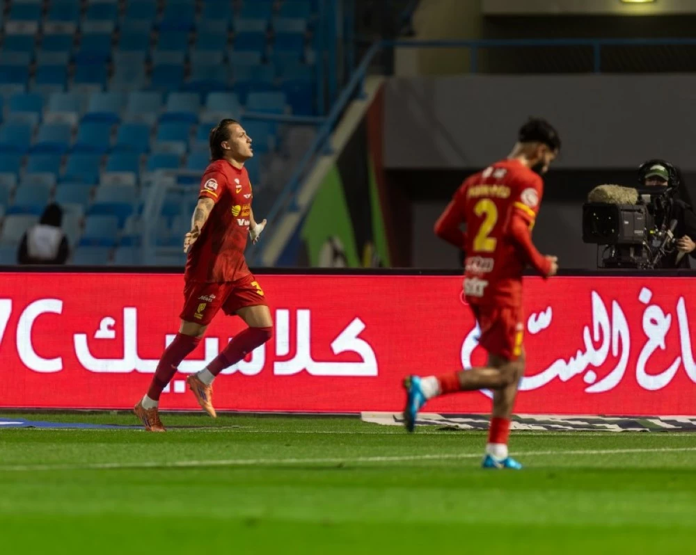 القادسية يهزم الخليج 1-0 ويتقدم في ترتيب دوري روشن السعودي