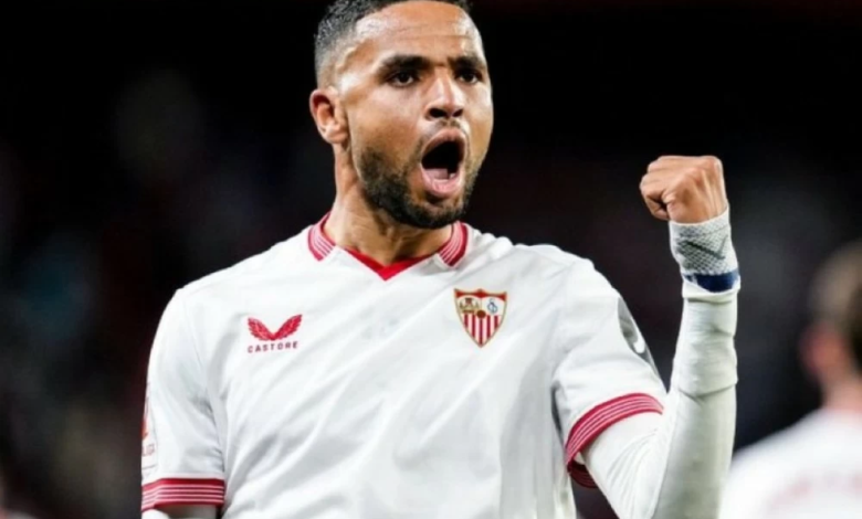 يوسف النصيري يصل جدة للانضمام رسمياً لنادي الاتحاد السعودي