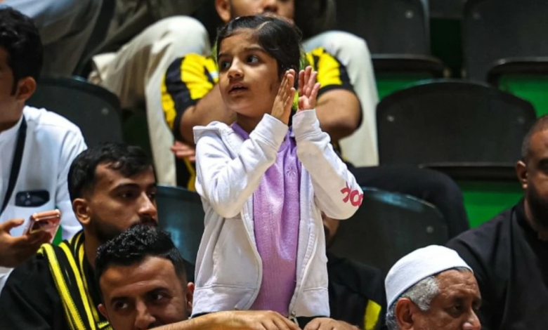 كلاسيكو النصر والاتحاد: قمة نارية في دوري روشن السعودي