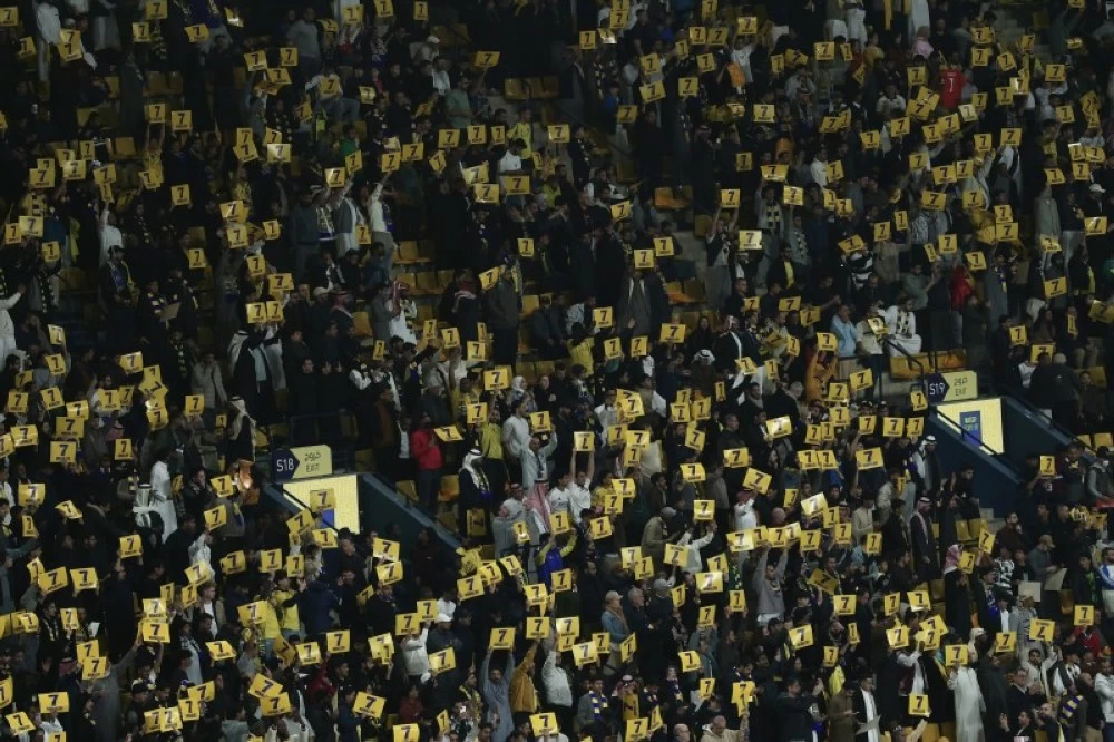 غياب رونالدو عن النصر: دعم جماهيري وتساؤلات حول مستقبله