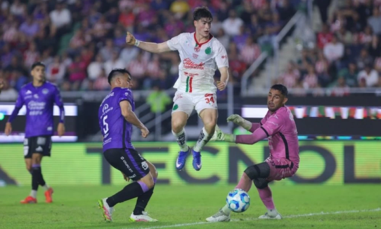 جوادلاخارا يتصدر الدوري المكسيكي بفارق 5 نقاط عن منافسيه