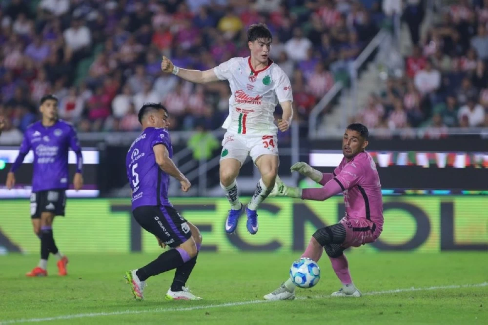 جوادلاخارا يتصدر الدوري المكسيكي بفارق 5 نقاط عن منافسيه