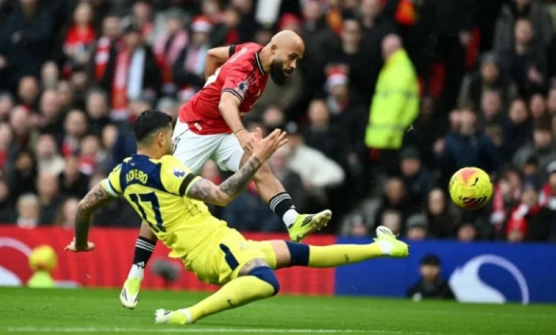 مانشستر يونايتد يهزم توتنهام بثنائية ويؤكد عودته للمنافسة