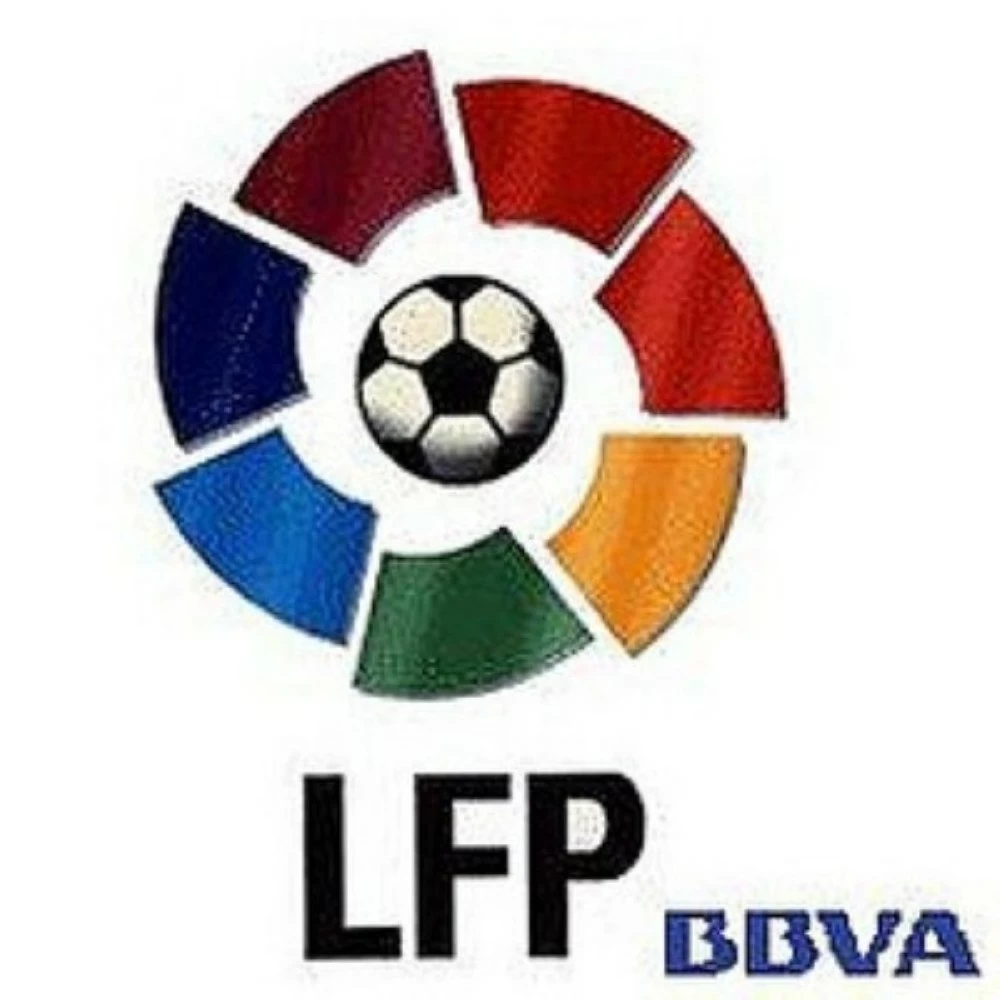 تأجيل مباريات في الدوري الإسباني بسبب الطقس وأرضية الملعب