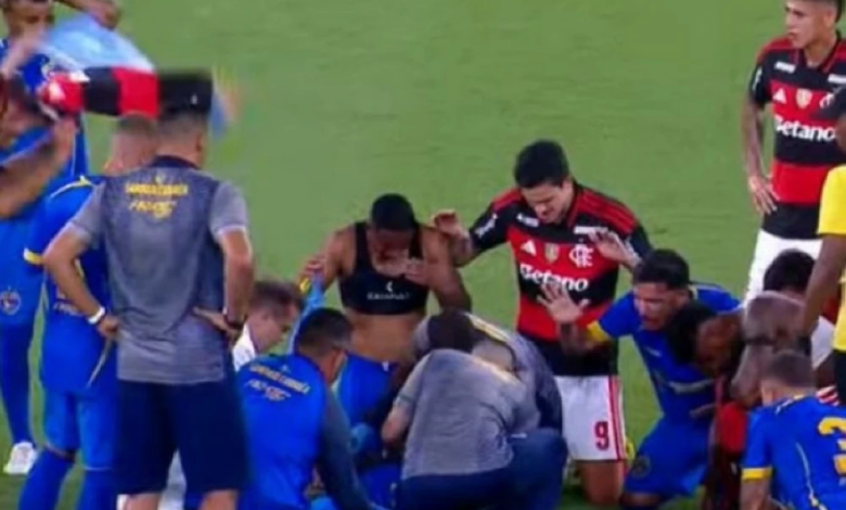 نوبة تشنج للاعب ألكسندر في مباراة فلامنغو وسامبايو كوريا