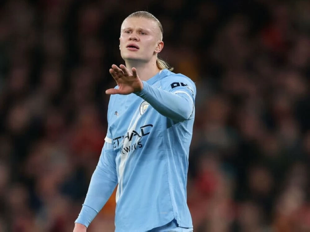 هالاند يقر بتراجع مستواه ويعد بالعودة القوية مع مانشستر سيتي