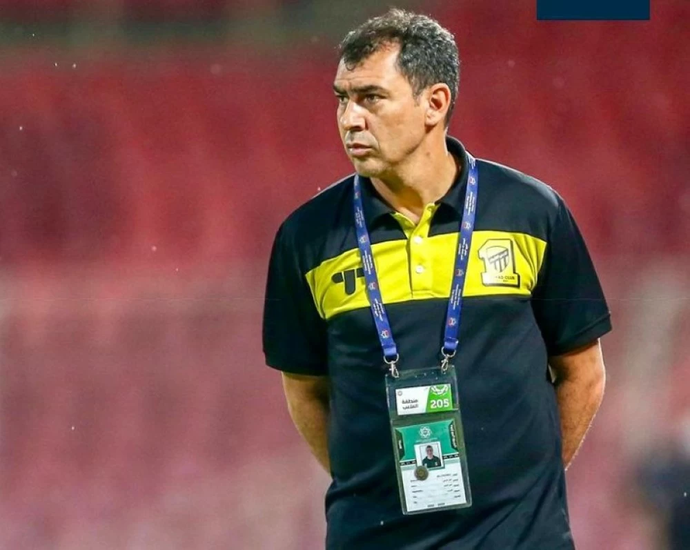 ضمك يتعاقد مع المدرب البرازيلي فابيو كاريلي لإنقاذ الموسم