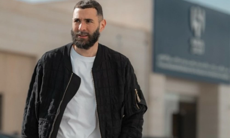 لماذا لا يستطيع بنزيما اللعب مع الهلال في دوري أبطال آسيا؟