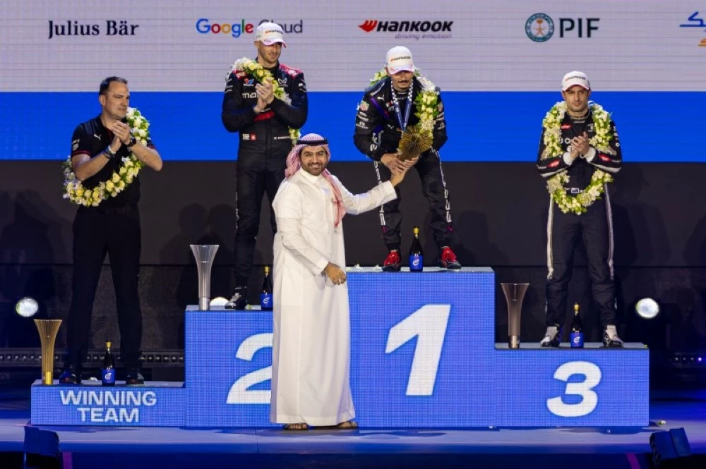 فيرلاين يحقق فوزاً استراتيجياً لبورشه في سباق فورمولا إي