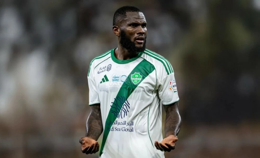 يوفنتوس يستهدف عودة كيسيه إلى الدوري الإيطالي من بوابة الأهلي