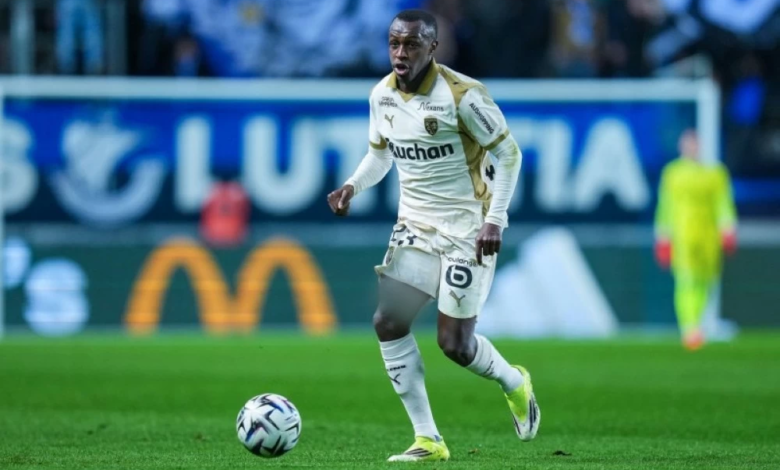 سعود عبدالحميد: نجم سعودي يتألق في الدوري الفرنسي مع لانس