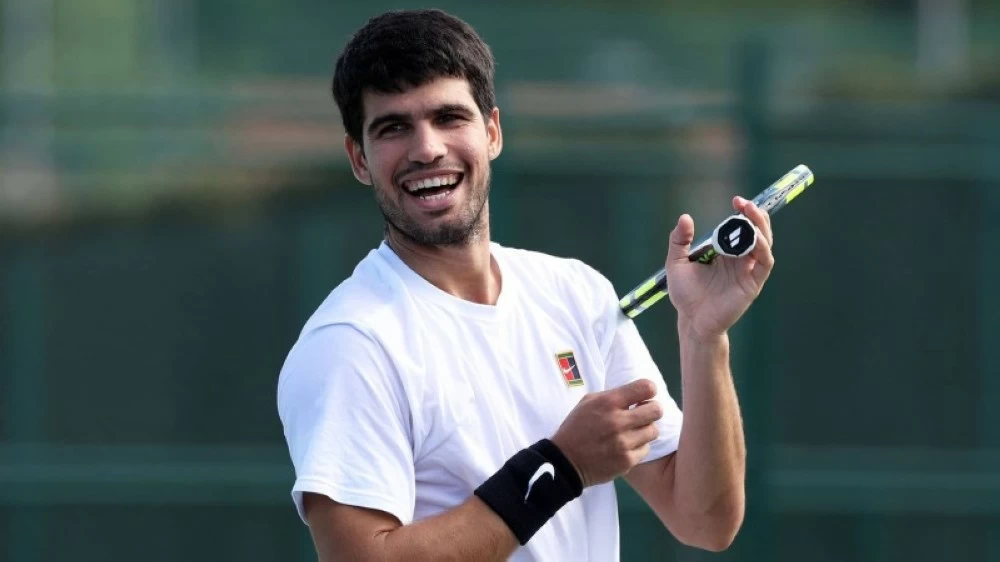 ألكاراز يتصدر تصنيف التنس | تحليل صراع القمة مع سينر وديوكوفيتش
