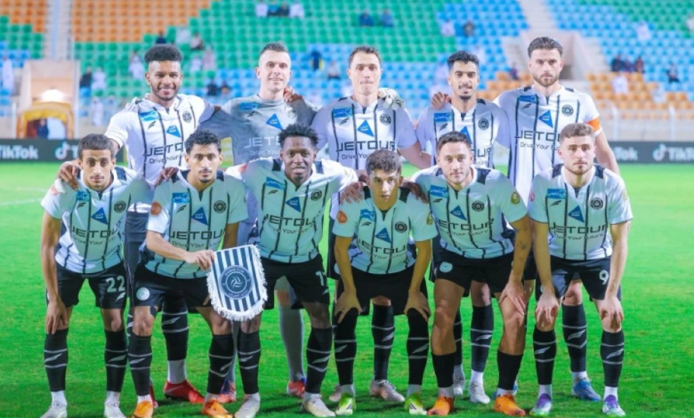 الشباب البحريني يسعى للتأهل لنصف نهائي كأس الخليج للأندية