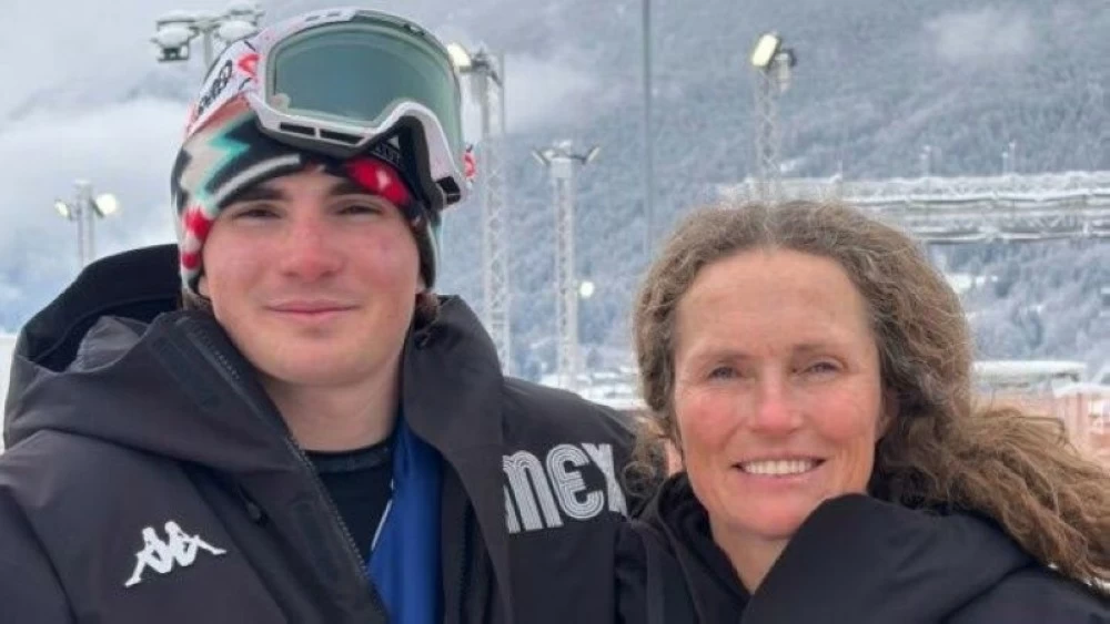 أم وابنها يصنعان التاريخ في الأولمبياد الشتوي | رياضة