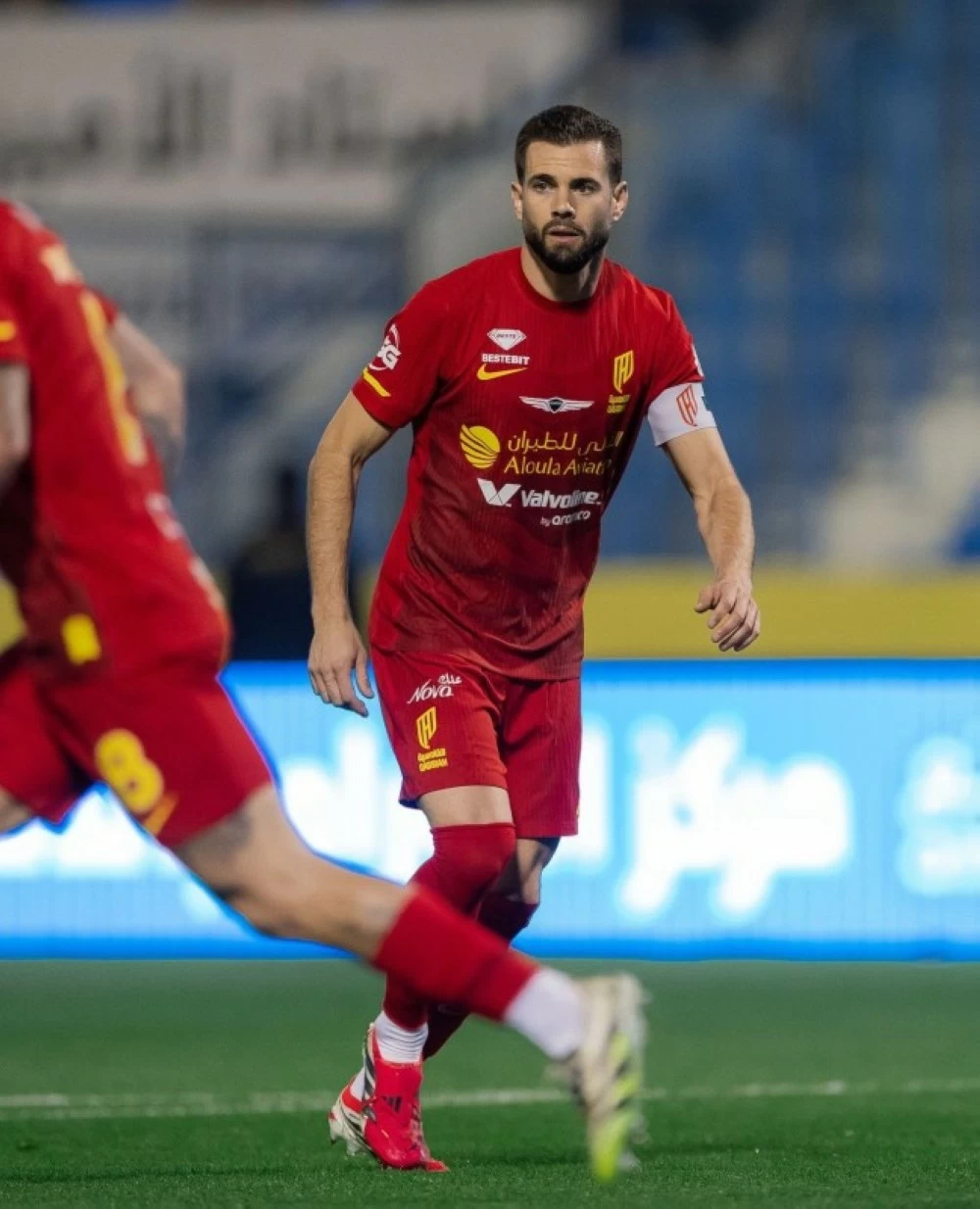 ناتشو فرنانديز: 1377 دقيقة من الصمود الدفاعي في السعودية