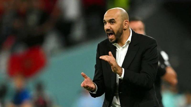 وليد الركراكي على رادار الدوري السعودي بعد إنجاز المونديال