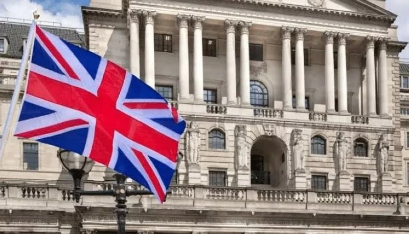 إجلاء دبلوماسيين بريطانيين من طهران: تصعيد التوترات