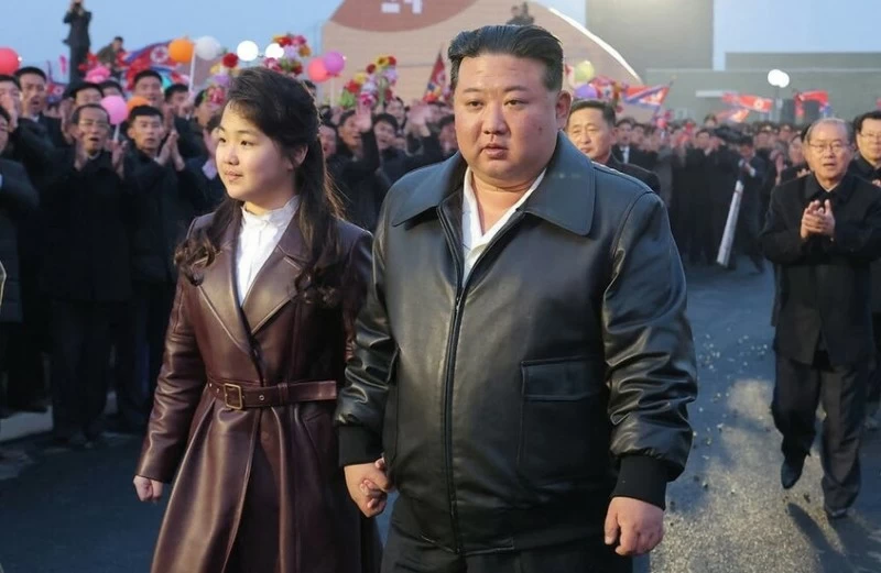 كيم جو آي: ظهورها مع دبابات يثير تكهنات خلافة كيم جونغ أون