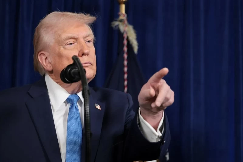 ترمب يلمح لولاية ثالثة: جدل دستوري وانتخابي