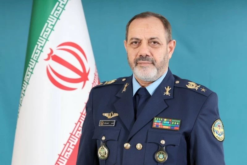 مقتل وزير الدفاع الإيراني وقائد بالحرس الثوري: تداعيات التصعيد