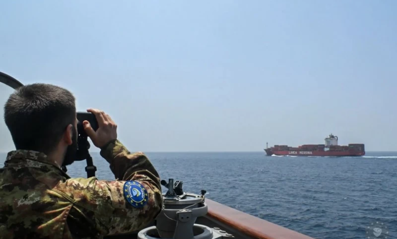 الاتحاد الأوروبي يعزز "أسبيدس" في البحر الأحمر: حماية التجارة العالمية