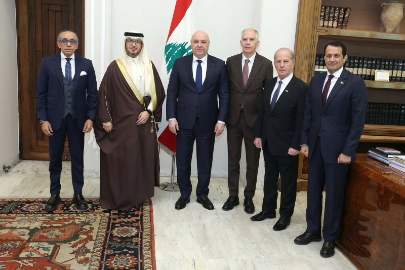 عون: حظر أنشطة حزب الله العسكرية قرار نهائي بلبنان