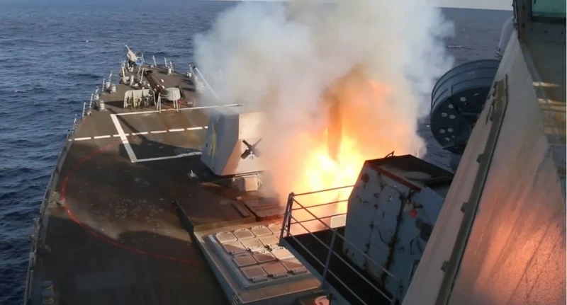 الغضب الملحمي: ضربات أمريكية مزعومة في العمق الإيراني