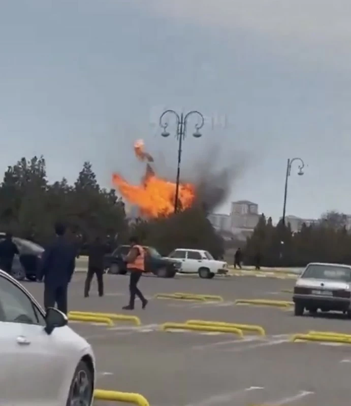 أذربيجان تستدعي السفير الإيراني بعد استهداف مسيرات قرب مطار ناختشيفان