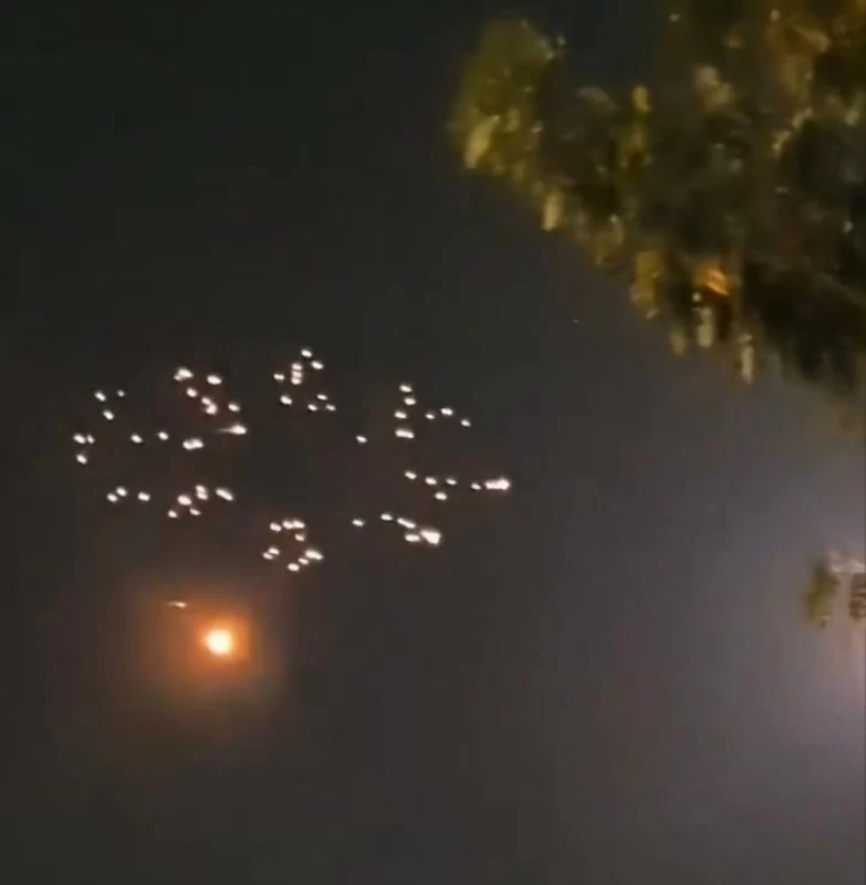 صواريخ إيران الانشطارية تقصف تل أبيب: هل تغير موازين الحرب؟