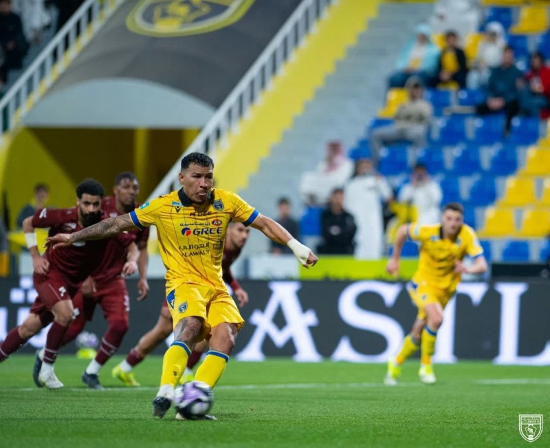 التعاون يهزم الفتح 3-2 في دوري روشن السعودي | تحليل المباراة