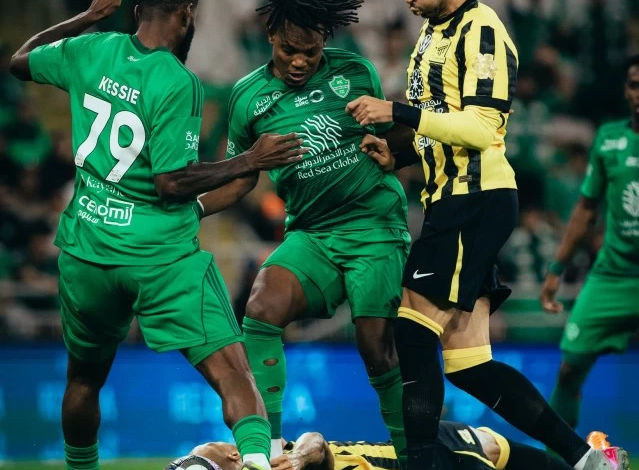 الأهلي وديربي جدة: 8 محليين يعززون المنتخب السعودي