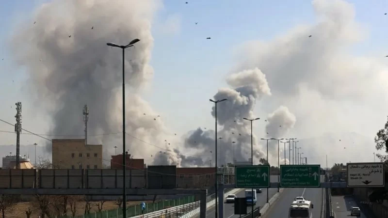 تصعيد الشرق الأوسط: قصف إسرائيل لإيران وهجمات صاروخية متبادلة