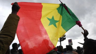 السنغال تغلق 19 هيئة حكومية لمواجهة أزمة الديون