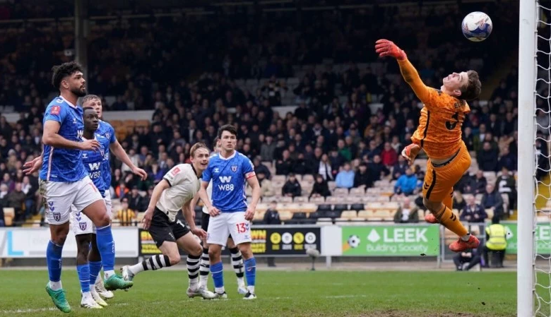 بورت فايل يبلغ ربع نهائي كأس الاتحاد الإنجليزي تاريخياً