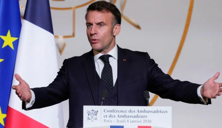 ماكرون يدعو إيران لوقف الهجمات وتهديد هرمز والنووي