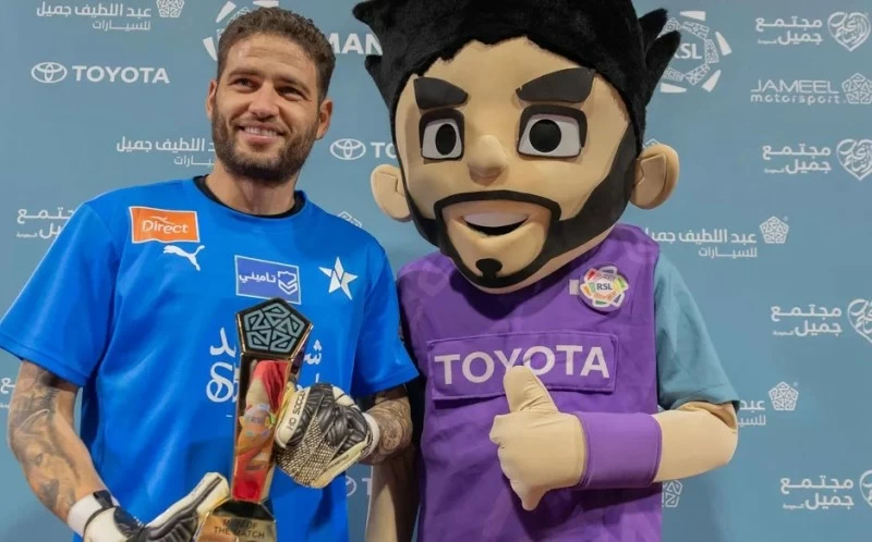 فيكتور براغا: رقم قياسي بـ10 تصديات في دوري روشن السعودي