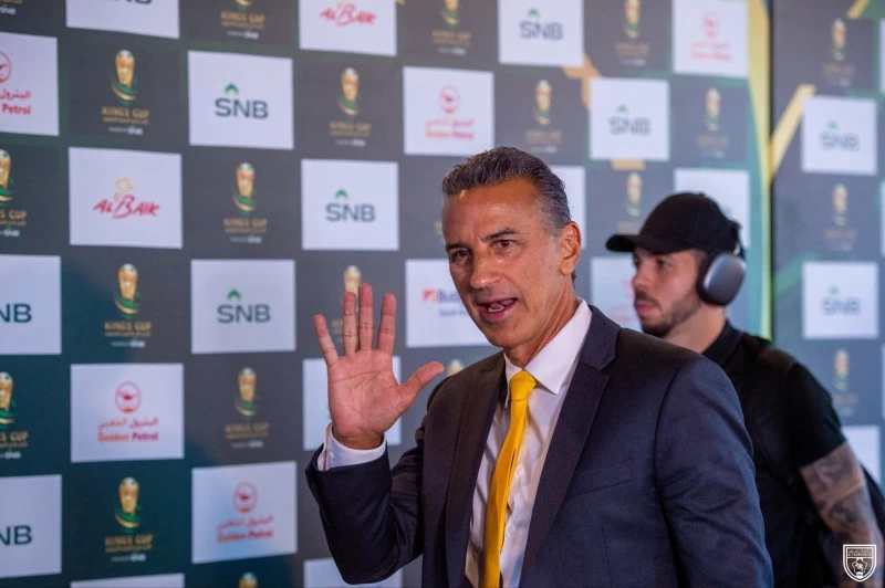 شاموسكا وجيسوس: صراع العمالقة على عرش انتصارات الدوري السعودي