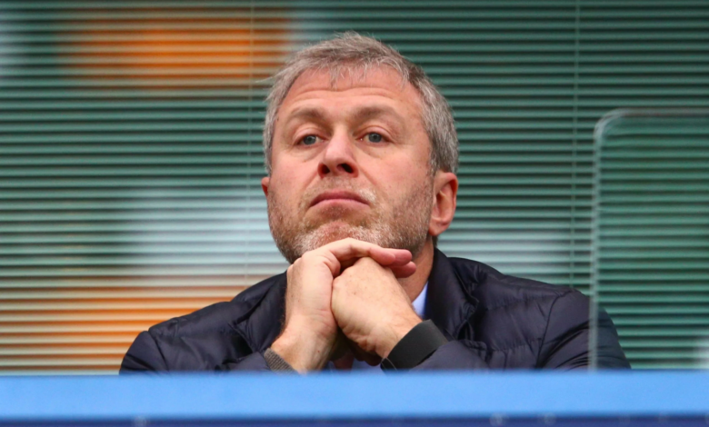 أبراموفيتش وتشيلسي: معركة الأموال المجمدة ضد بريطانيا