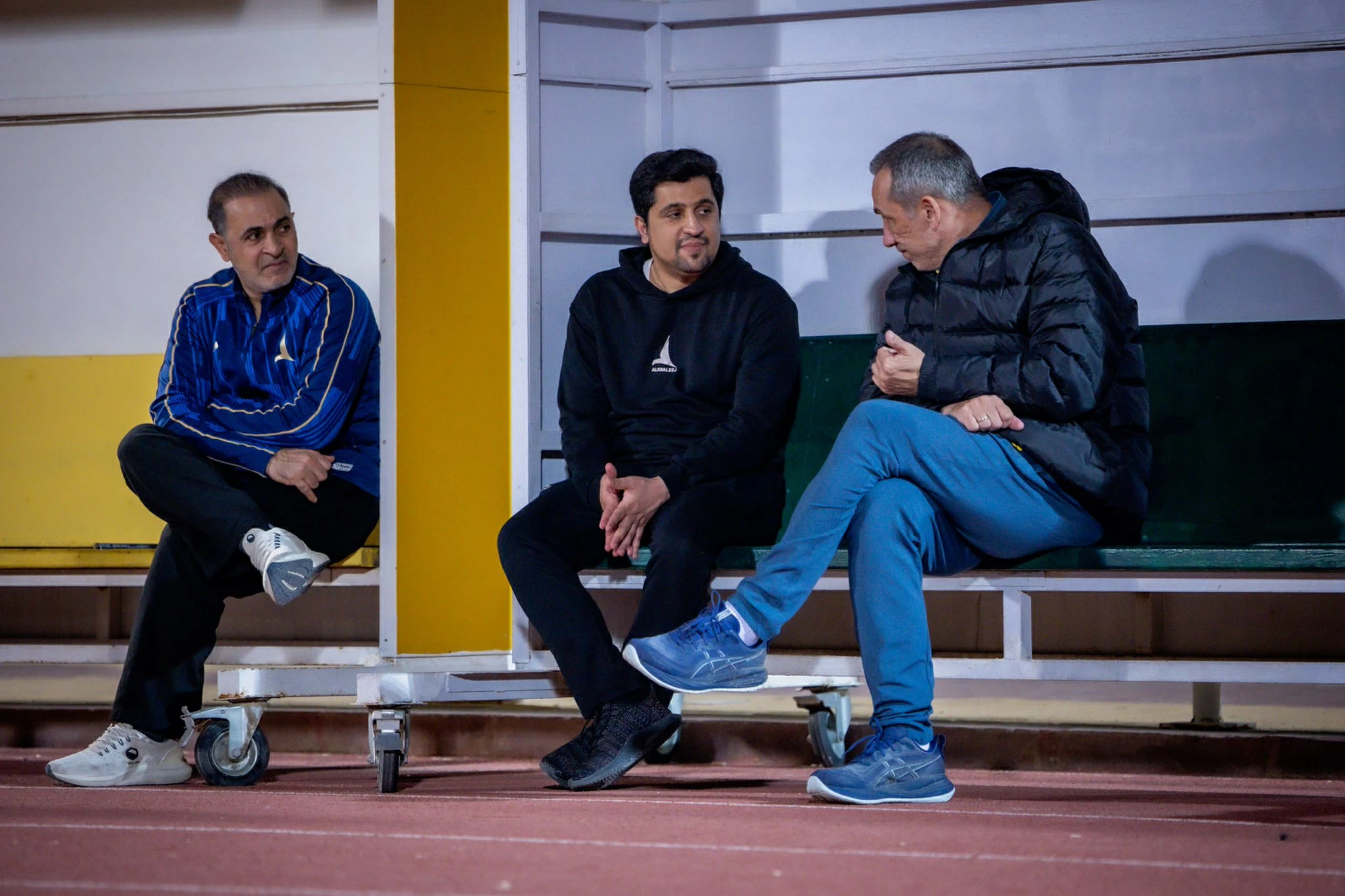 جورجوس دونيس: عقوبة الانضباط وضغط مواجهة النصر في الدوري السعودي