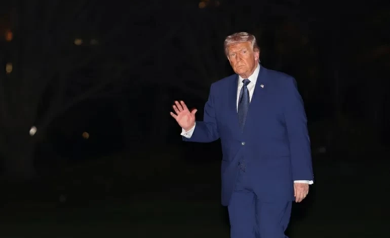 ترمب يهدد إيران بـ"الموت والنار" لإغلاق مضيق هرمز