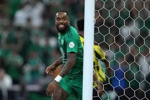 توضيح الأهلي للجنة الانضباط حول احتفالية توني المثيرة